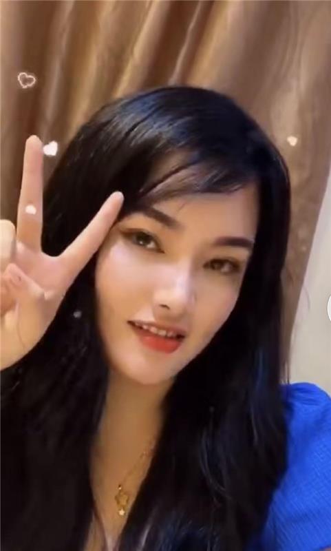 放一个私藏的兼职美女