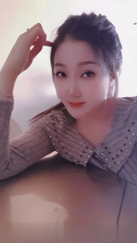 瑶海苗条御姐少妇