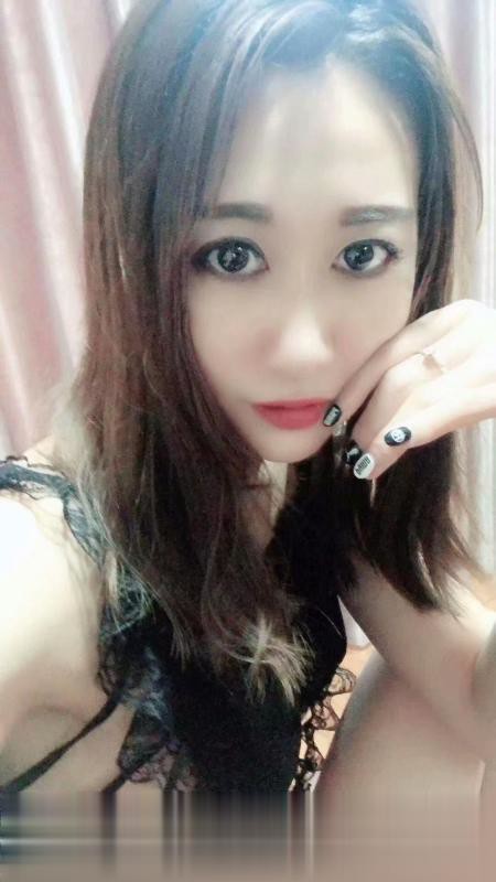 爱华路骚少妇