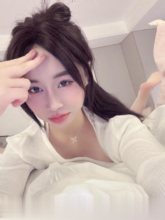 鲍鱼小结巴.