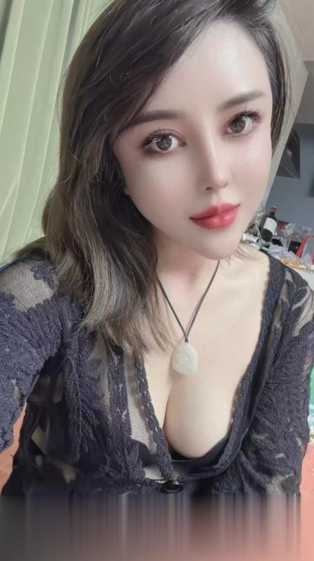东丽二嫂子.