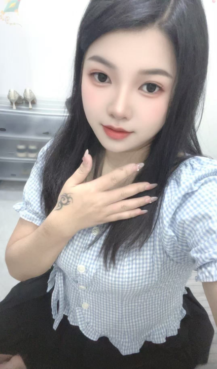 浦东张江小龙女
