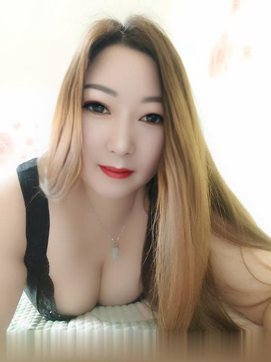 朝阳区大胸臀熟女