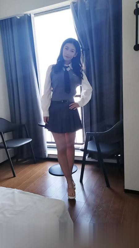 崂山区刚下海学校老师