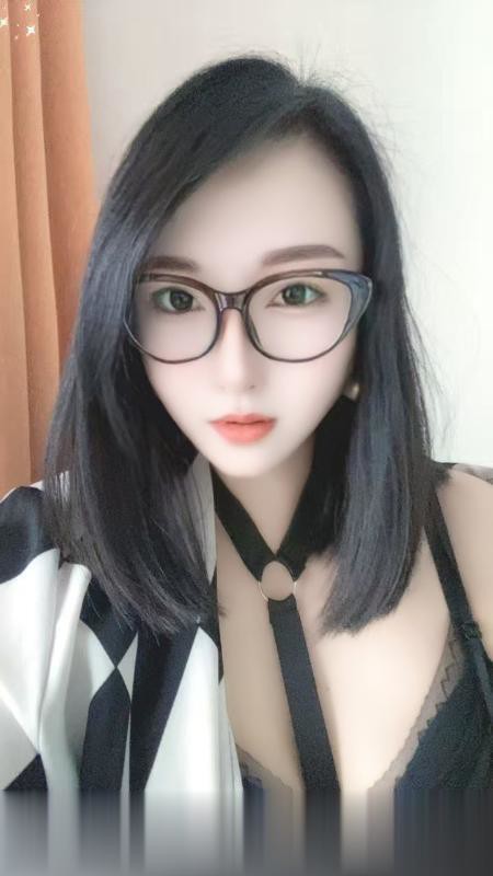 眼镜老师是骚货