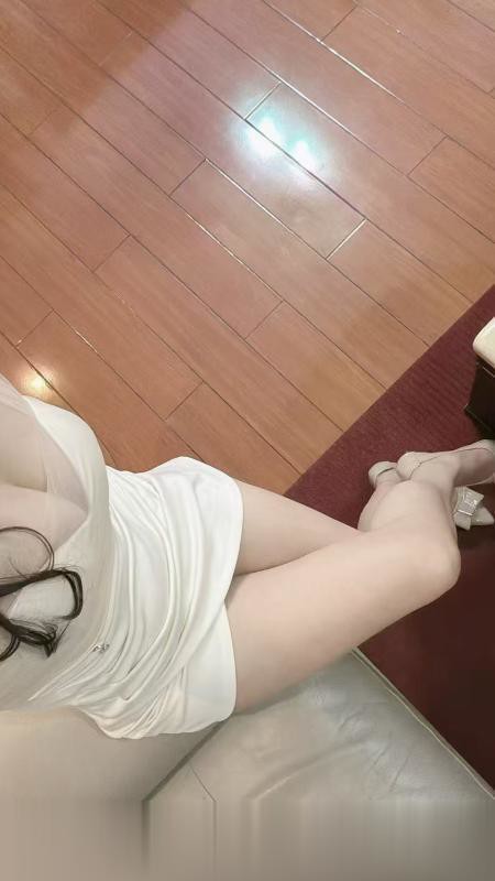 风骚丝袜美腿姐姐