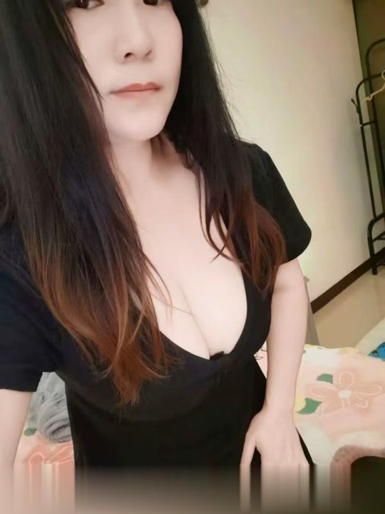 苏州大胸翘臀小坦克