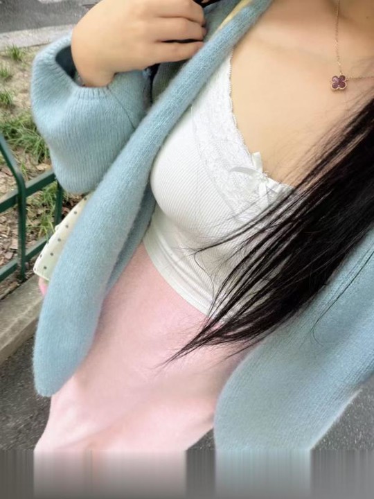 宝藏小姐姐.