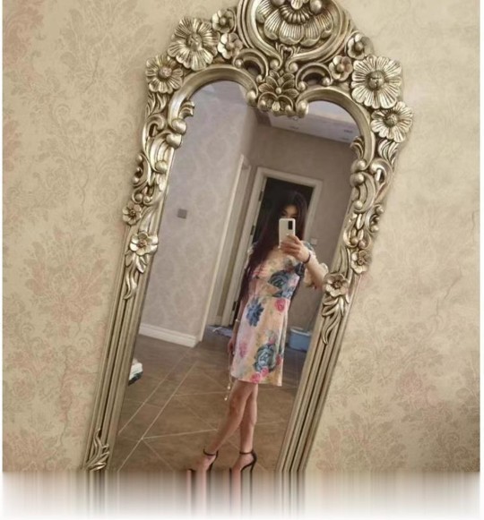 长腿服务性老妹