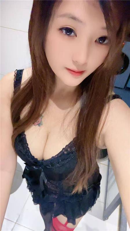 身材圆润苏苏老师