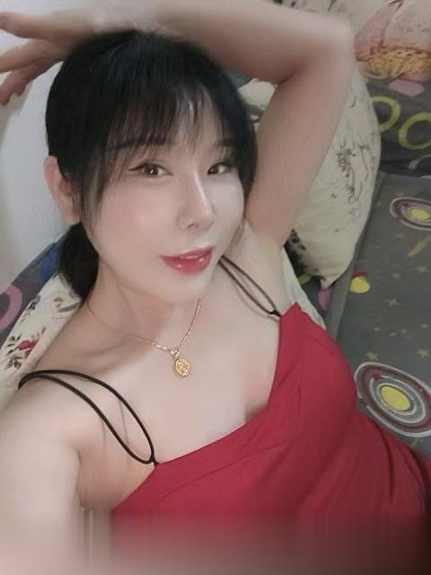 大奶少妇葫芦娃