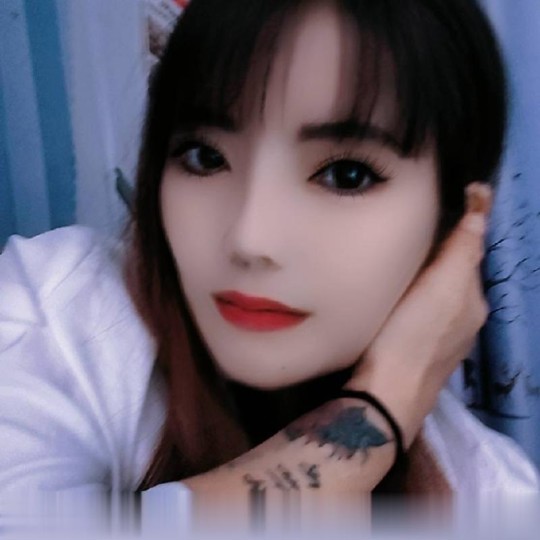 合水口理发店老板娘