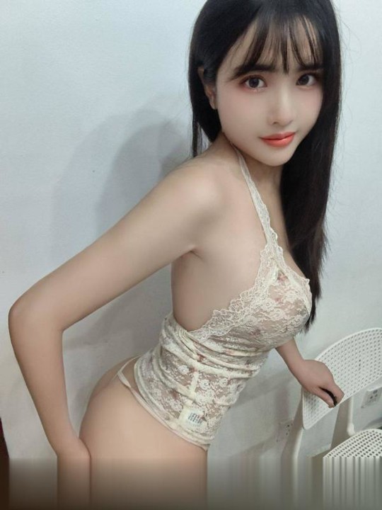 淫女菲菲..