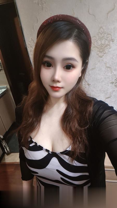 大胸少妇东北刘多多