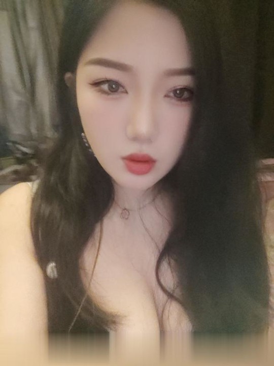 深圳无限火力双飞少妇