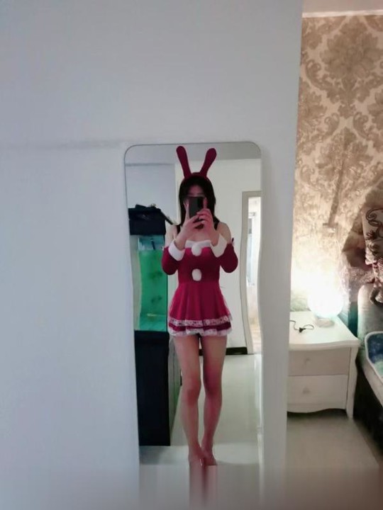 骚女巨乳高个鱼儿