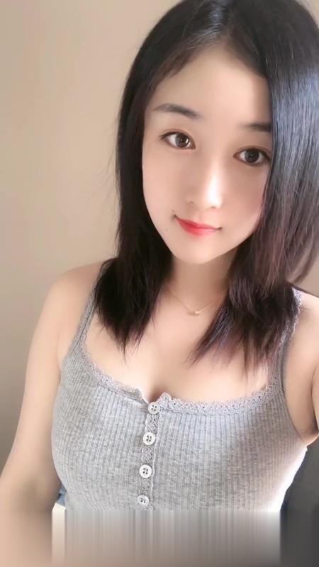 性感小蛮腰萌萌