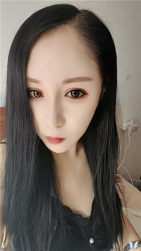 服务系大奶骚姐姐