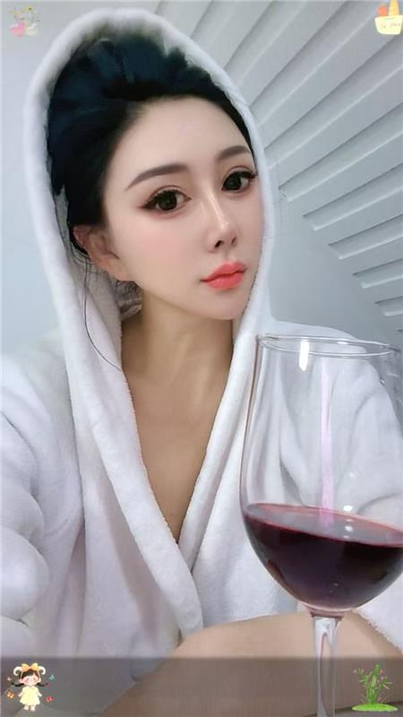 太原御姐一枚，身材相当棒