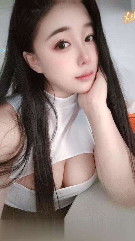 龙华大胸老师过年在