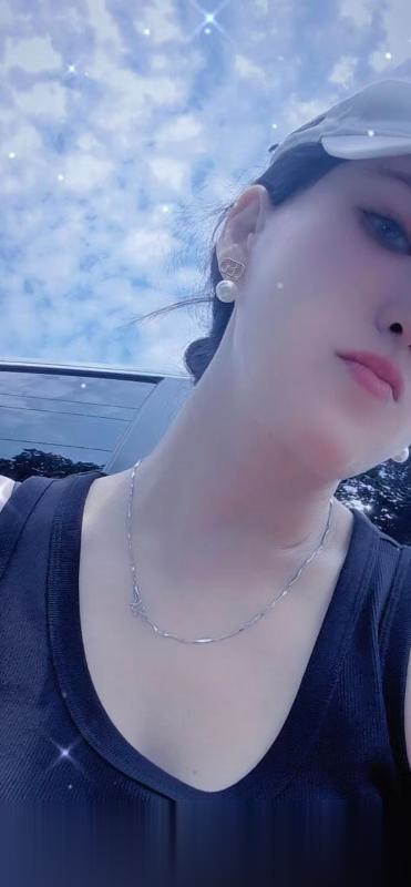 细腰性感肥臀少妇