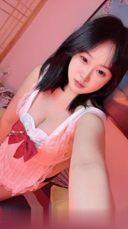 大胸纯欲小少妇