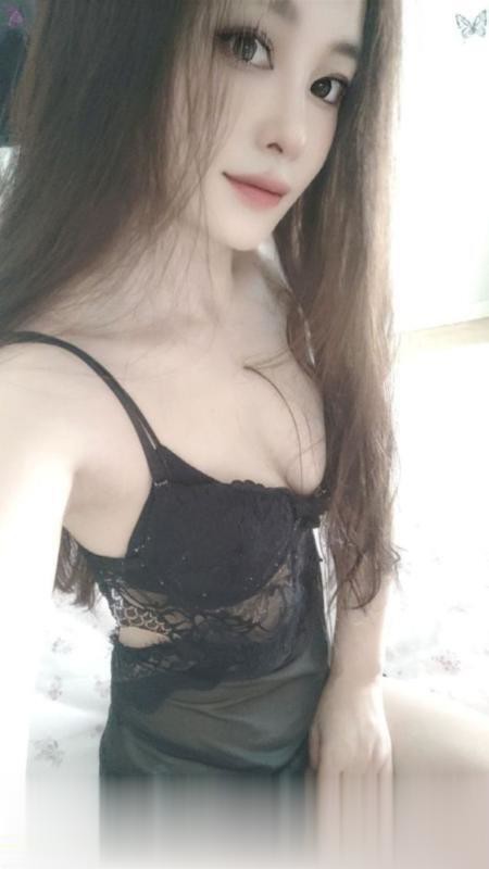 风骚翘臀小姐姐