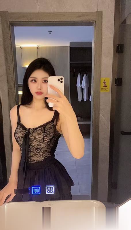 黄埔好身材小迪