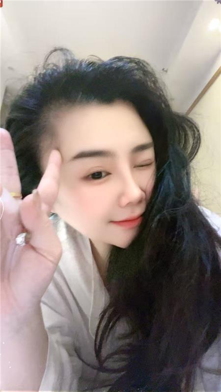 大胸小姐姐好风骚