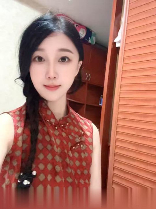 光谷风韵旗袍小仙女