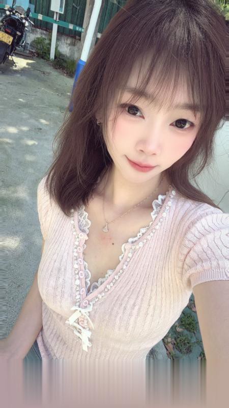 颜值嫩妹颜颜