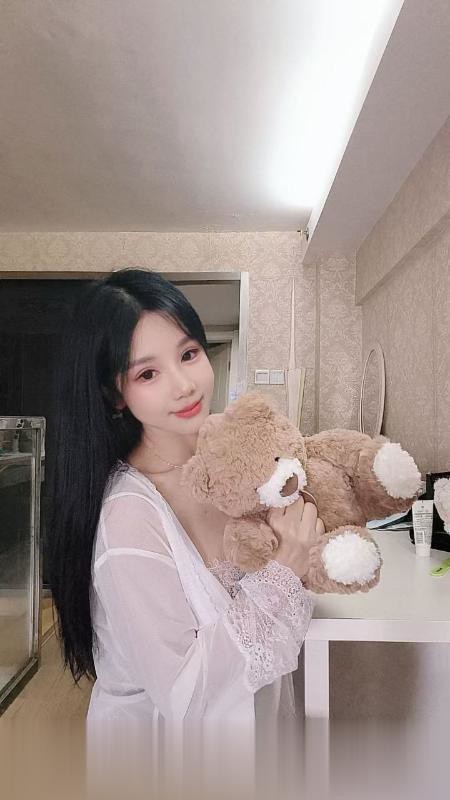 南站白嫩妹妹
