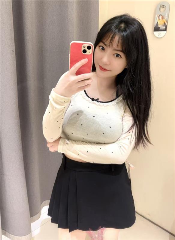 西乡塘超美大奶骚妇