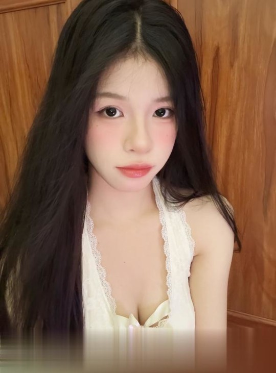 南山甜妹小鱼姐姐