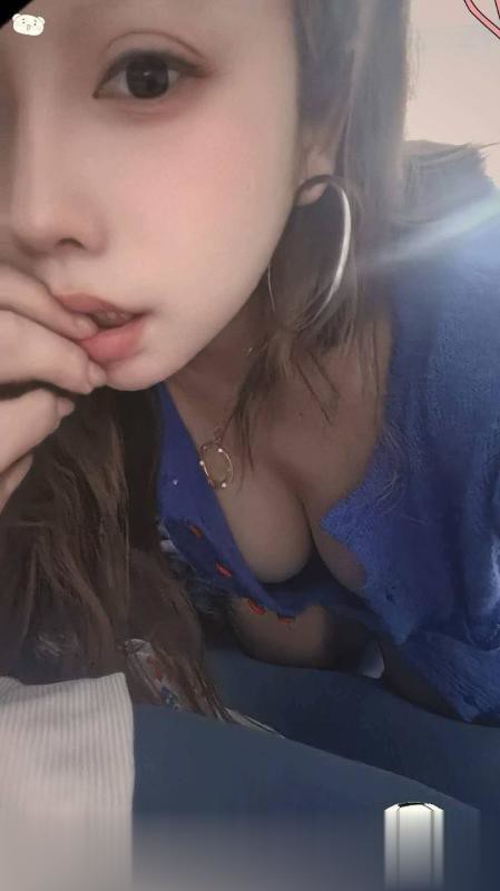 后入肥臀骚妞妞