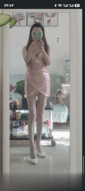 白嫩大奶风骚服务好