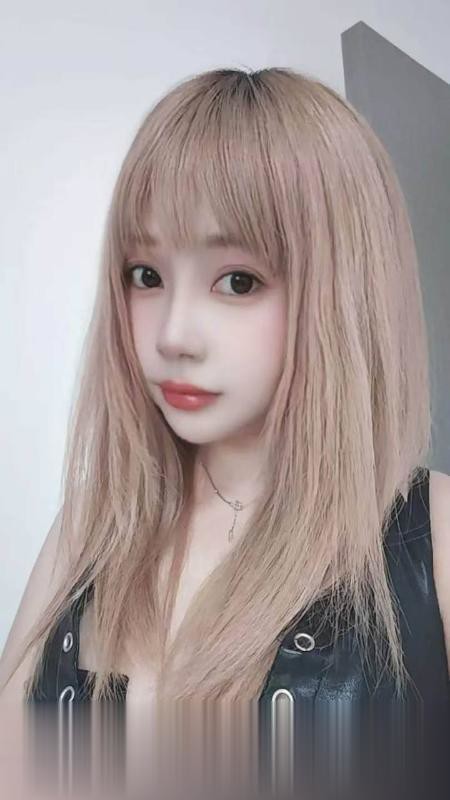 风骚单身小辣椒