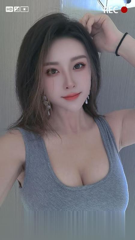 双胞胎大奶御姐
