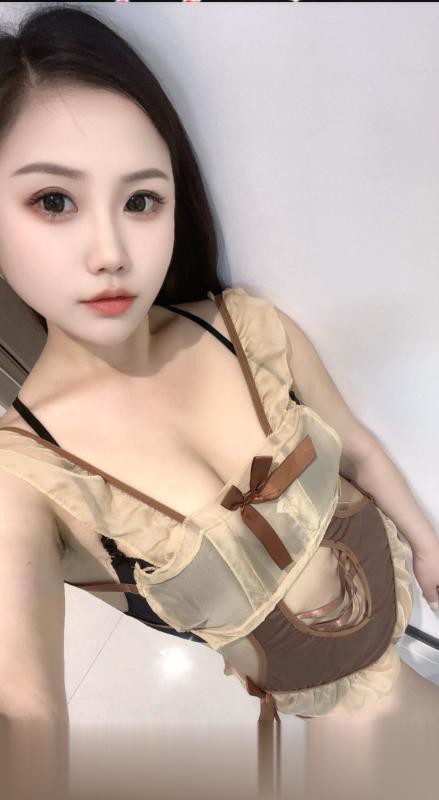 南站深喉dulong骚御姐