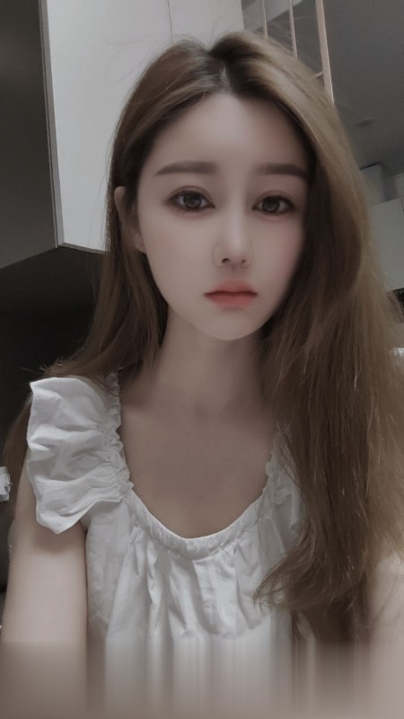 三点粉Vivian