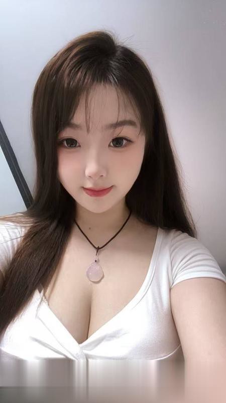 纯情甜妹小柳眉