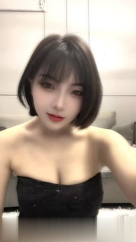 短发温柔姐姐