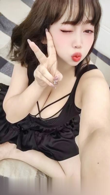 吴中F奶巨乳天雪
