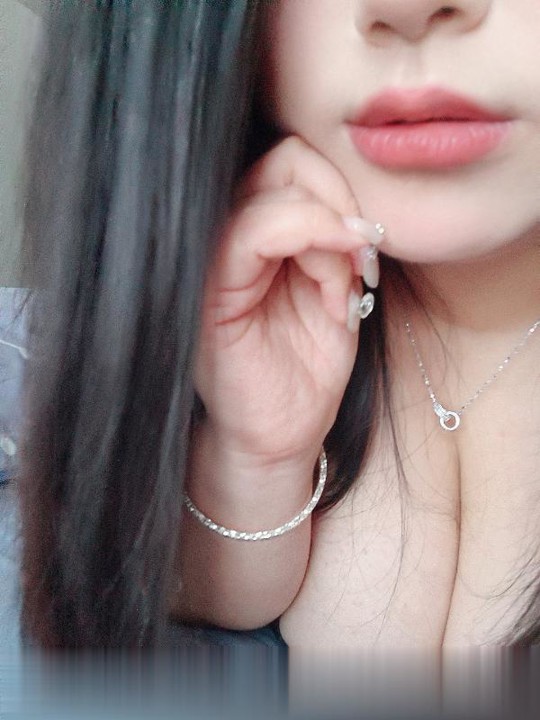 巨乳可爱小肉包