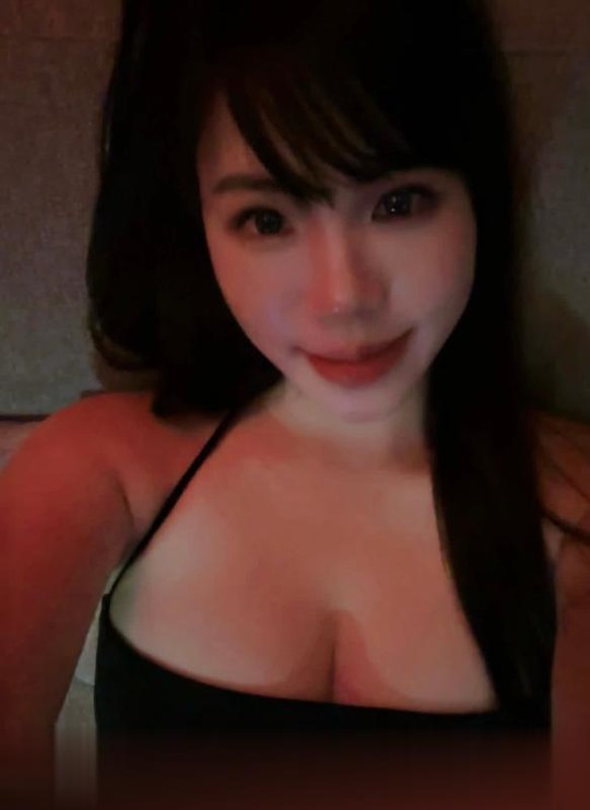 身材很好的大胸御姐